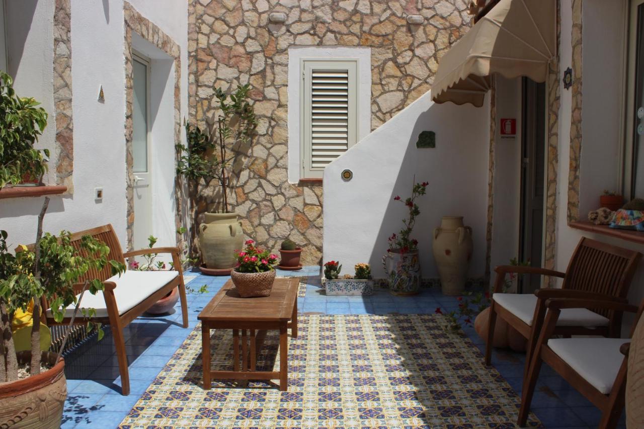 Hotel Macondo Λαμπεντούζα Εξωτερικό φωτογραφία